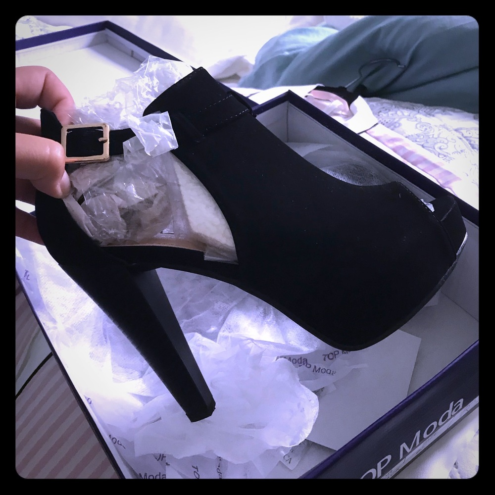 Black Heels
